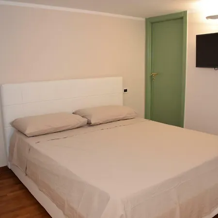 Le Della Baia Di Naples