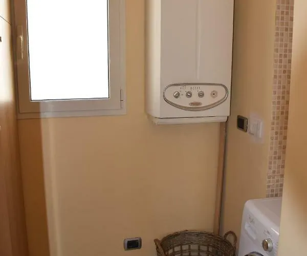 Le Della Baia Di *