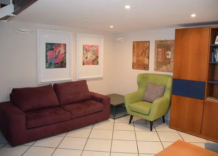 Le Della Baia Di 아파트